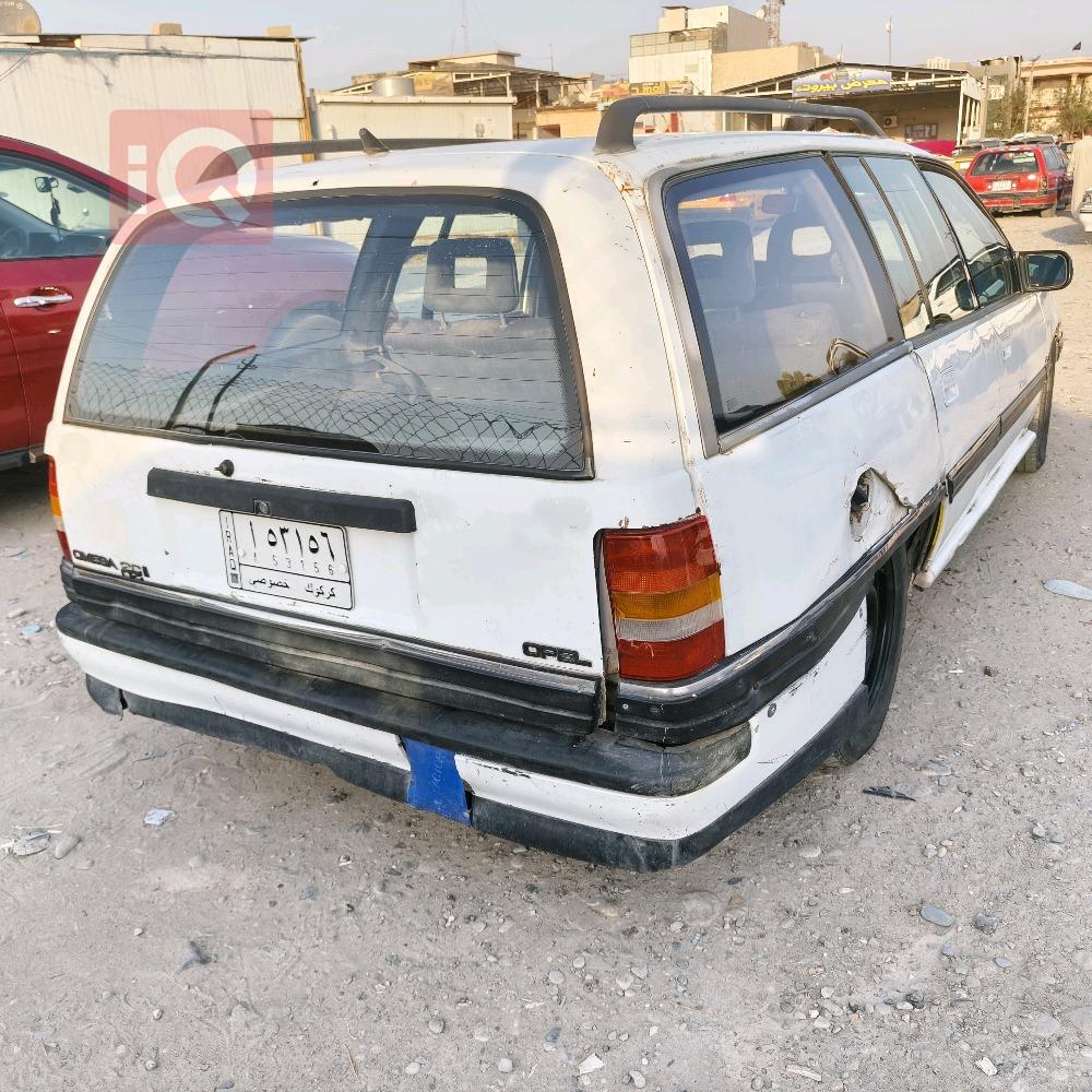اوبل أوميغا